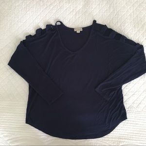 Navy Blouse with open Shoulders